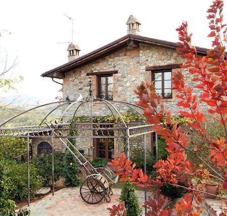 Cascina La Buca Pensionat Castello di Serravalle Exteriör bild